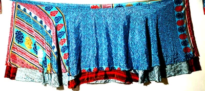Women's Indian Sari Wrap Skirt Handmade Reversible Vintage Hippie XL Tea - Image 1 of 4