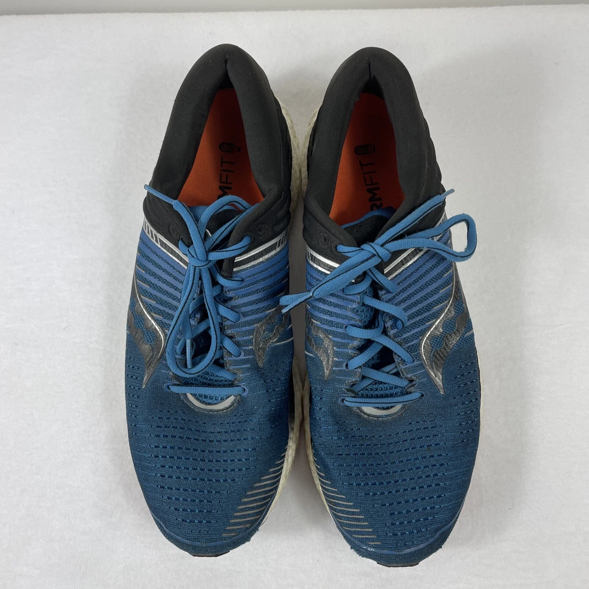 Saucony triumph clearance 17 near me