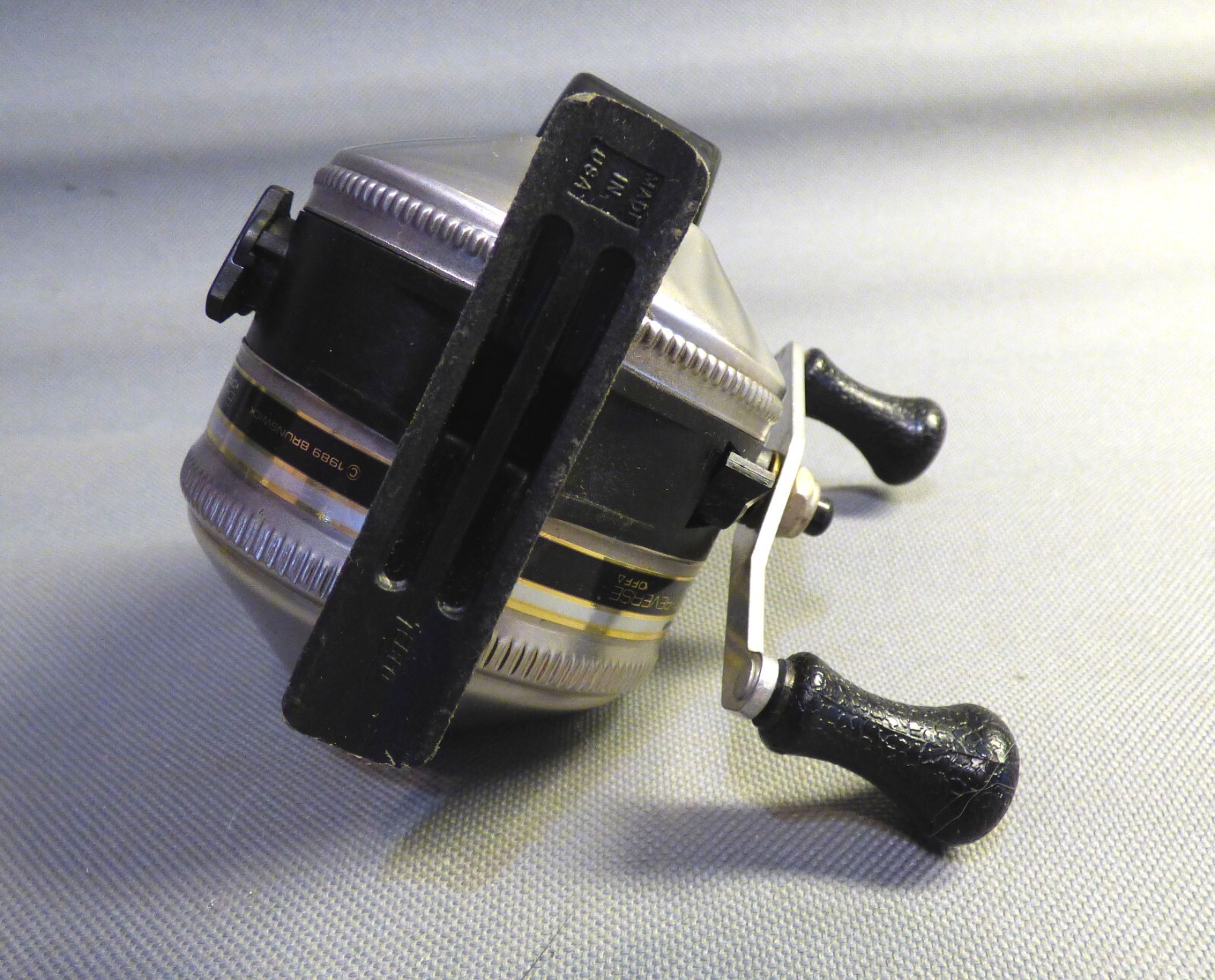 VERY CLEAN ZEBCO 33 RHINO TOUGH SPIN CAST REEL 1989 BRUNSWICK MADE IN USA eBay