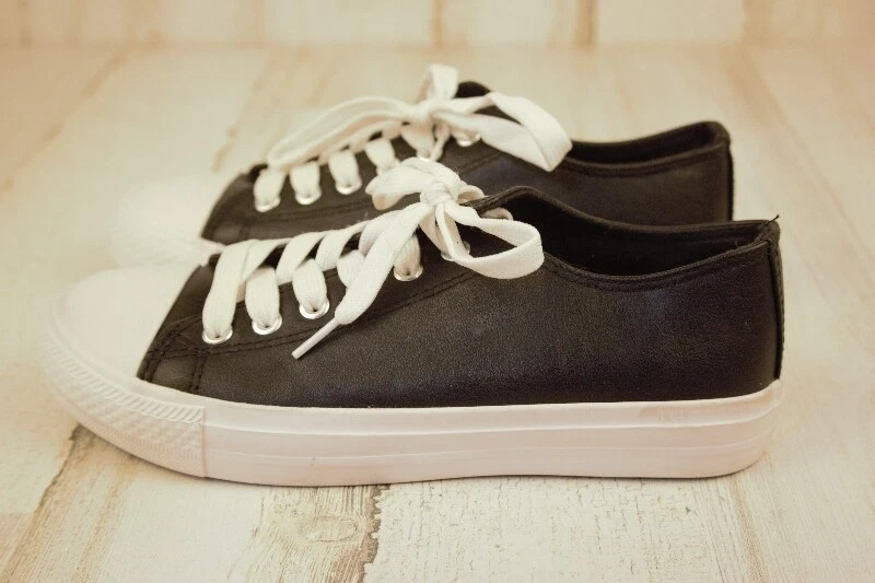 Charlotte russe white shoes sale
