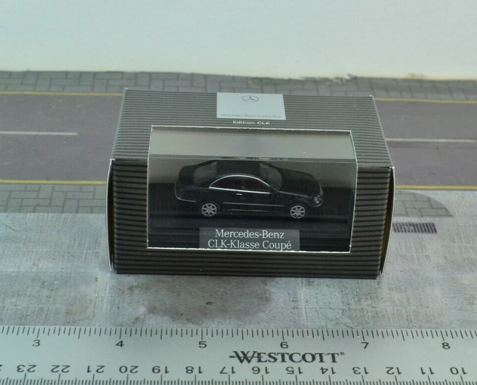 Wiking Mercedes Benz CLK Class Coupe Blue 1:87 Scale HO (HO4771) - Image 3 of 3