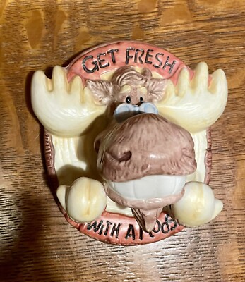 Enesco Moose Creek Crossing Get Fresh With A Moose 3D wall plaque