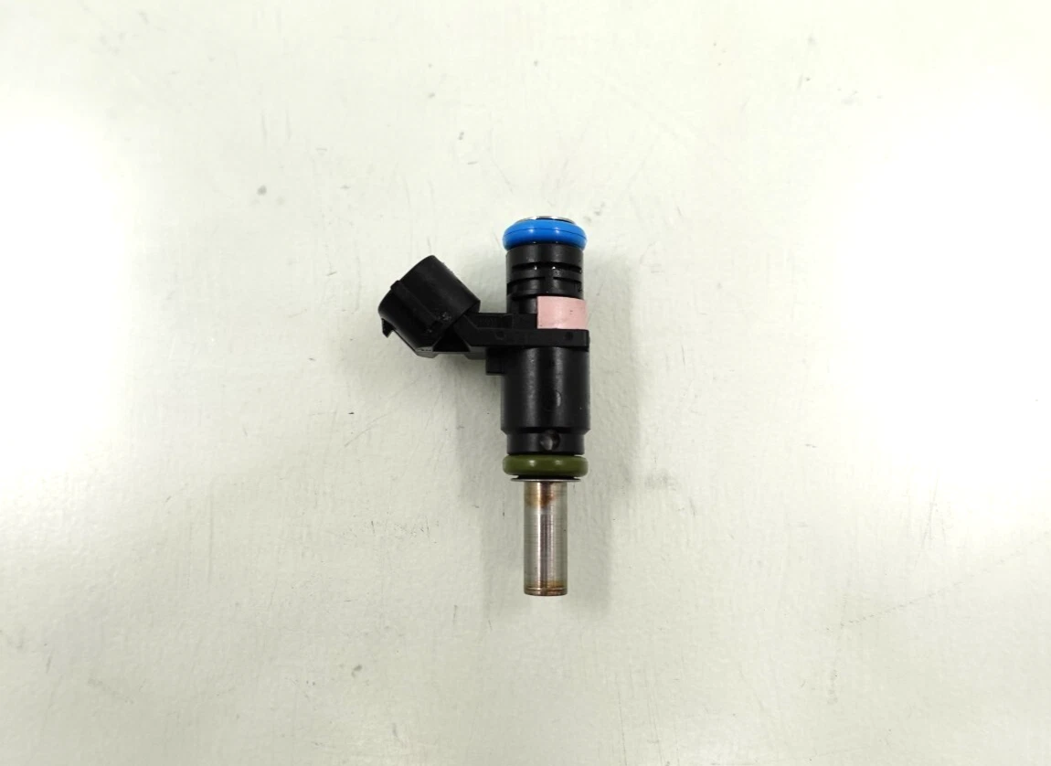 2014-2018 Sea-Doo SPARK Trixx 900 OEM Gas Fuel Injector 420874838 420874847