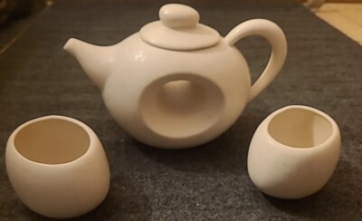 Teapot with Tea Cups Mid Century Modern Donut White Matte Glaze Bubble 