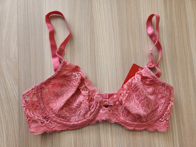Triumph Amourette Spotlight W Vollschalen-BH mit Bügel pink (6402) 36F