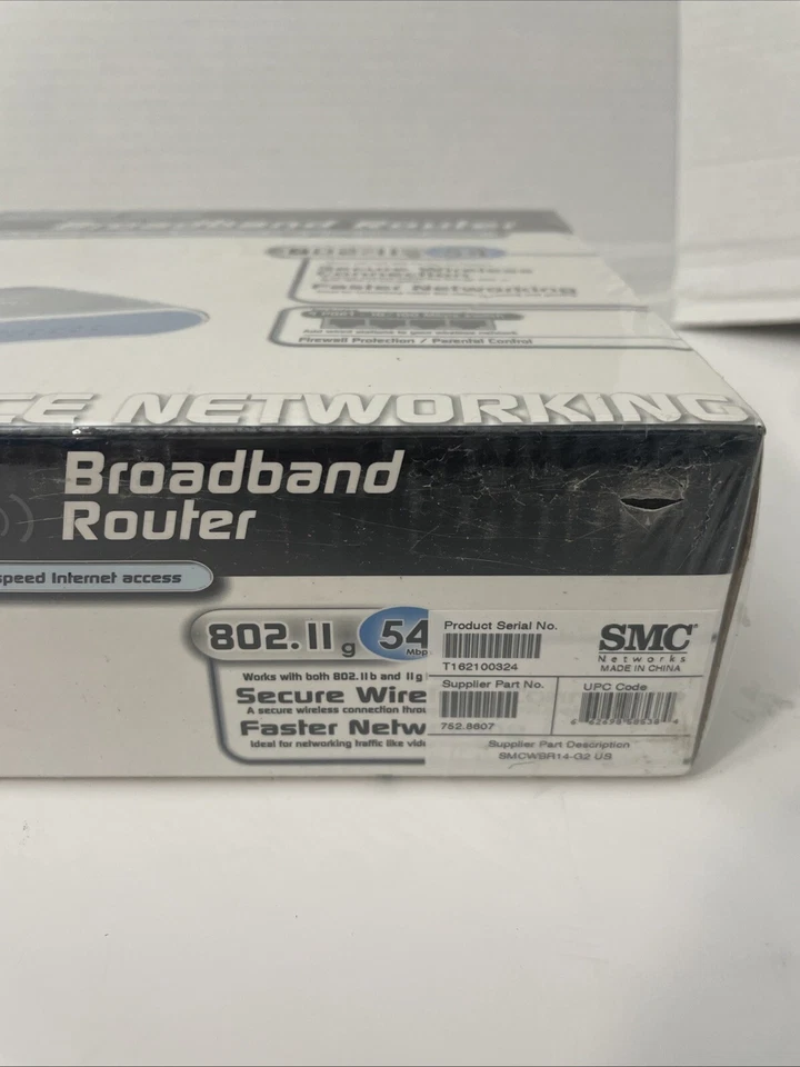 SMC Networks Barricade G 2.4GHz/54Mbps Wireless Cable/DSL Broadband Router - Image 3 of 4