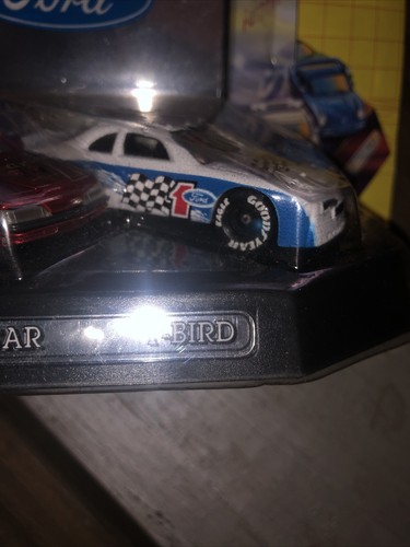 Vintage Matchbox FORD T-BIRD & T-BIRD STOCK CAR show stoppers New in package - Picture 3 of 4