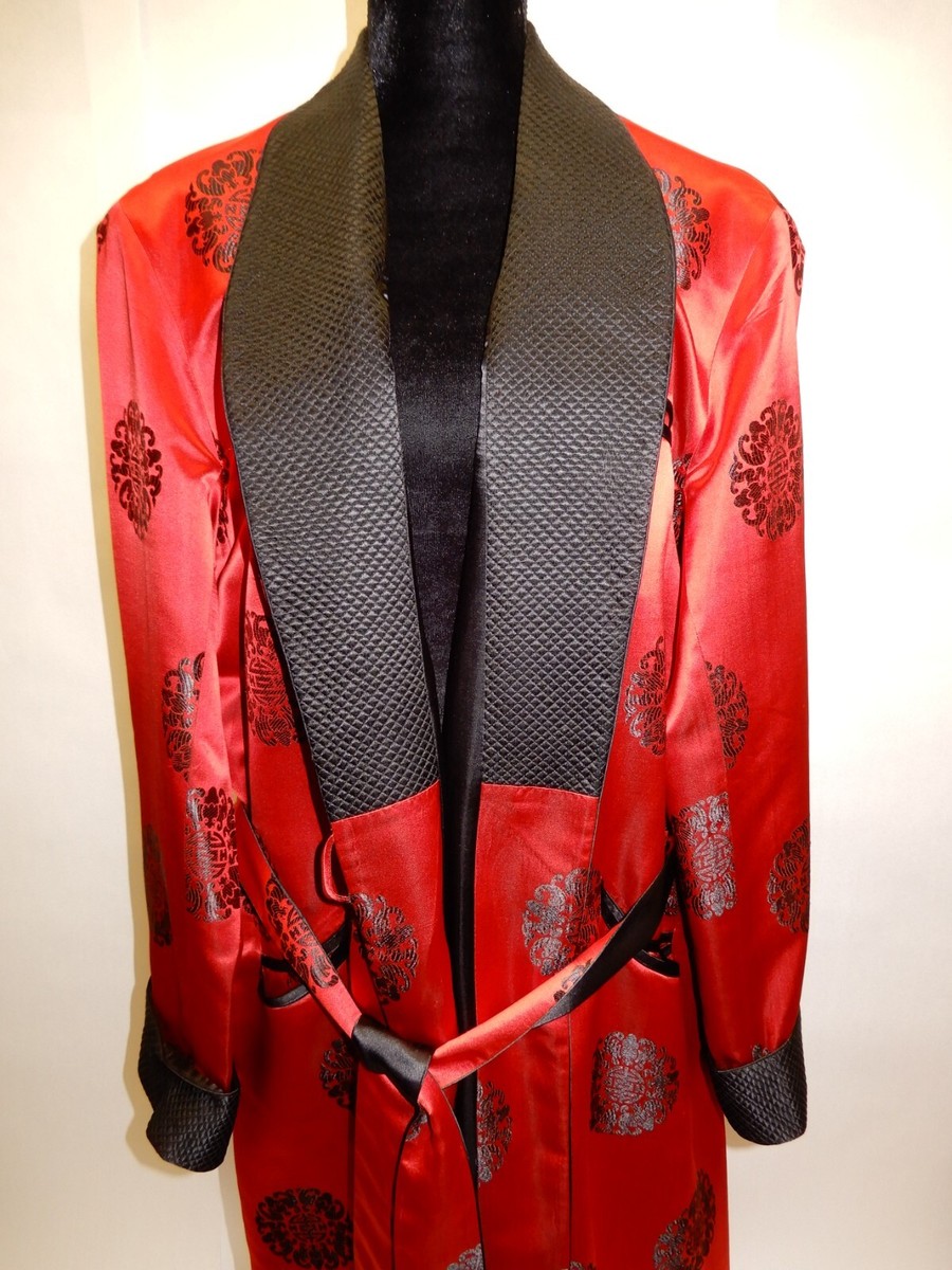 VINTAGE QUILTED RED & BLACK HONG KONG SILK SMOKING JACKET