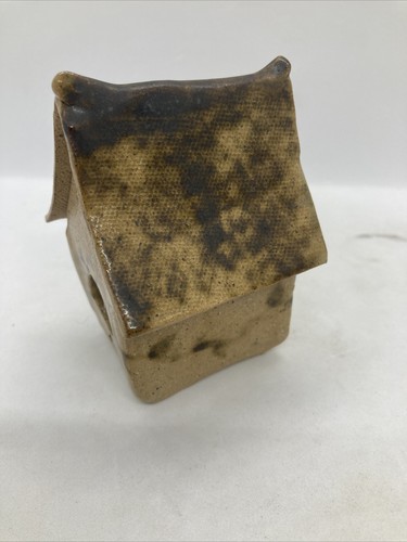 Terra Cotta/Clay Bird House With Removable Roof 1995 W/Maker’s Mark - Picture 9 of 12