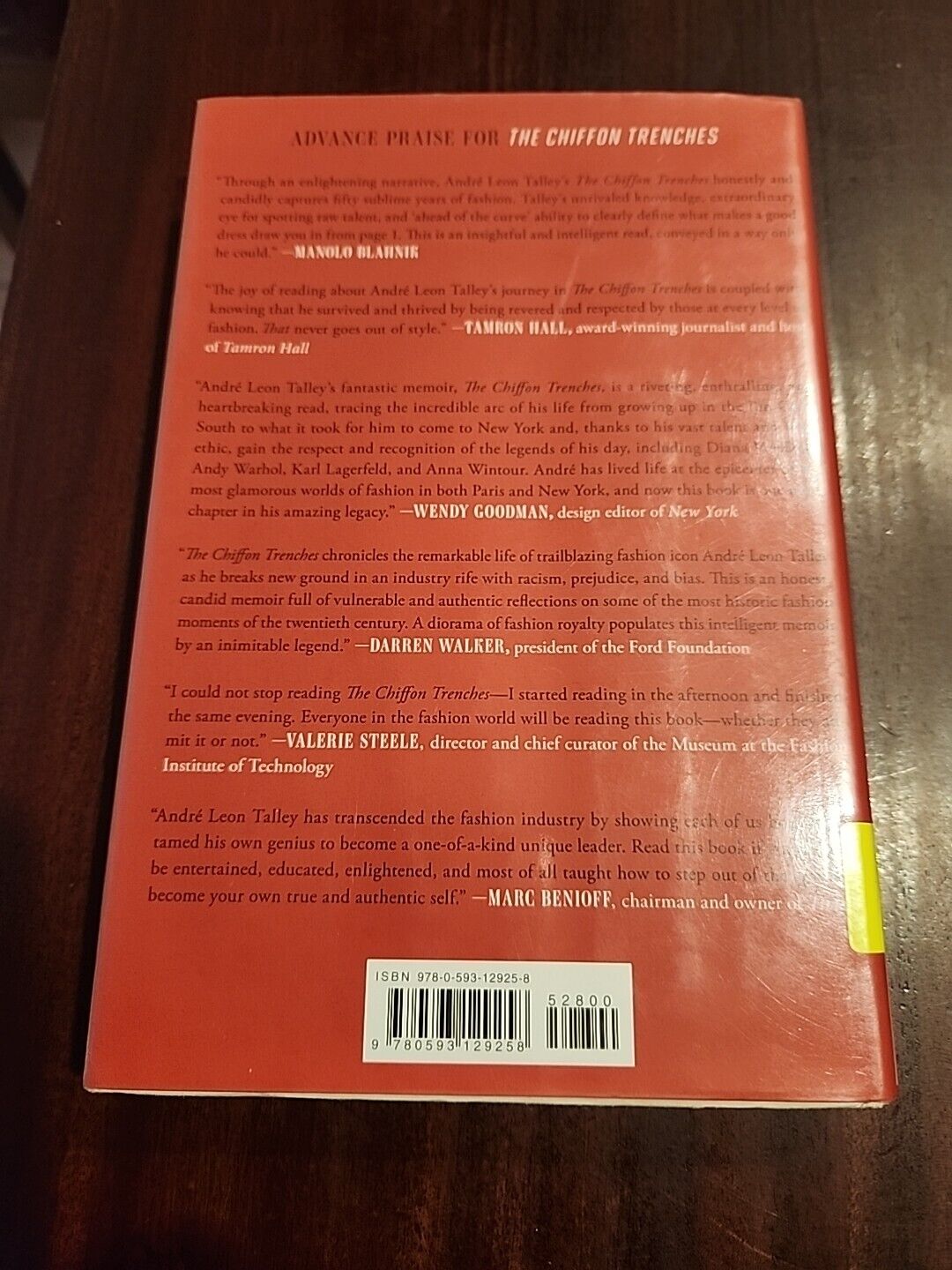 Photo 2/8