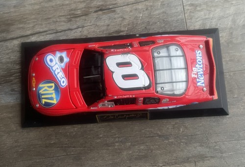 Dale Earnhardt Jr #8 Oreo / Ritz Monte Carlo 1/32 Scale Diecast Car with Stand - Picture 3 of 7