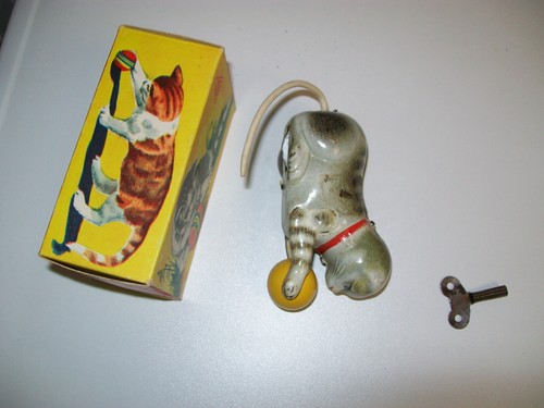 ✅ Katze mit Ball der Firma Köhler gemarkt Made in U.S. Zone Germany und ovp #107 - Bild 2 von 10