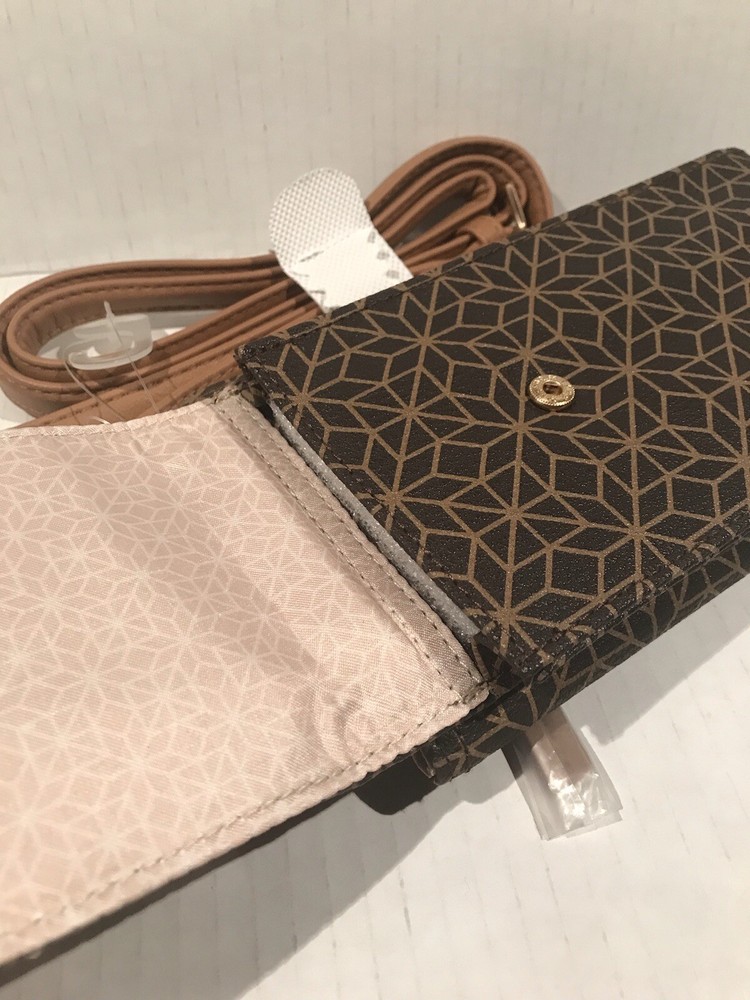 Brown Time & Tru Natalie Women's Cellie Wallet-on-a-String Phone Case