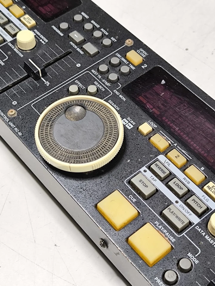 Denon DN-2600F Doppelt CD Player - Strom Getestet - Bild 4 von 4