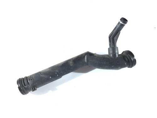 VW Polo 9N Kühlwasserrohr Kühlerrohr Kühlwasserflansch 03E121065A