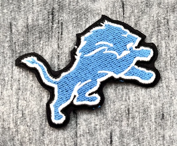 DETROIT LIONS EMBROIDERED IRON ON PATCH 2.5” X 2.5” FREE SHIPPING
