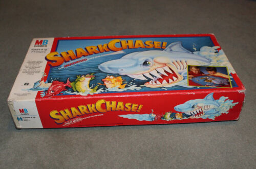 MB Board Games Vintage SharkChase 1989 / Shark Chase 4901 Jaws