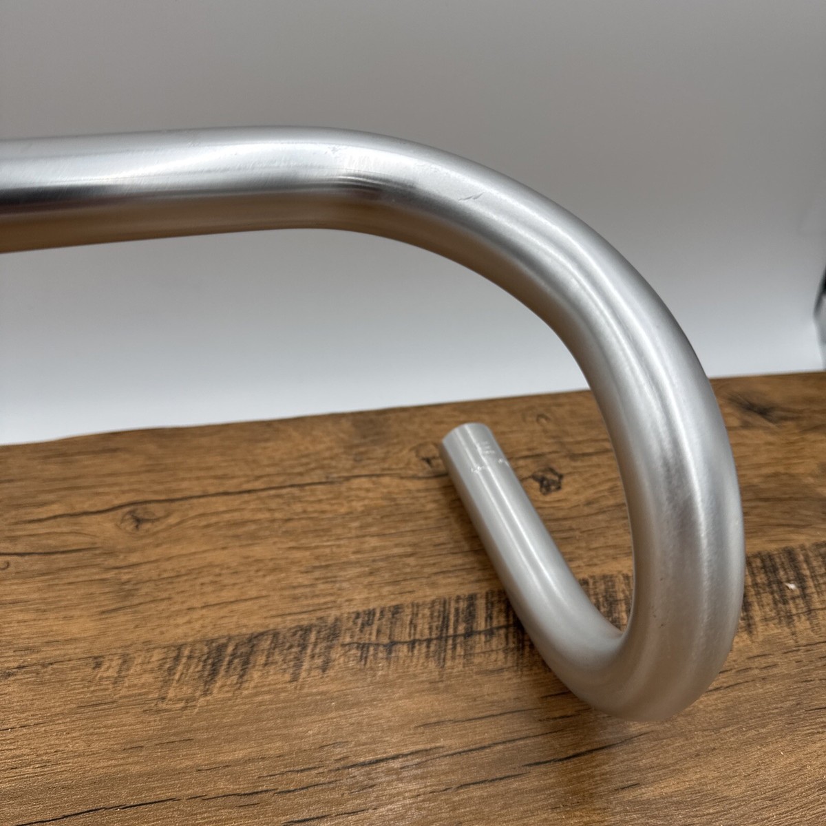Nitto Noodle 177 Drop Handlebar 26mm 44cm Aluminum Road NEW Nitto Noodle 177 Drop Handlebar 26mm 44cm Aluminum Road NEW