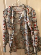 Women  s Scrub Jacket size small