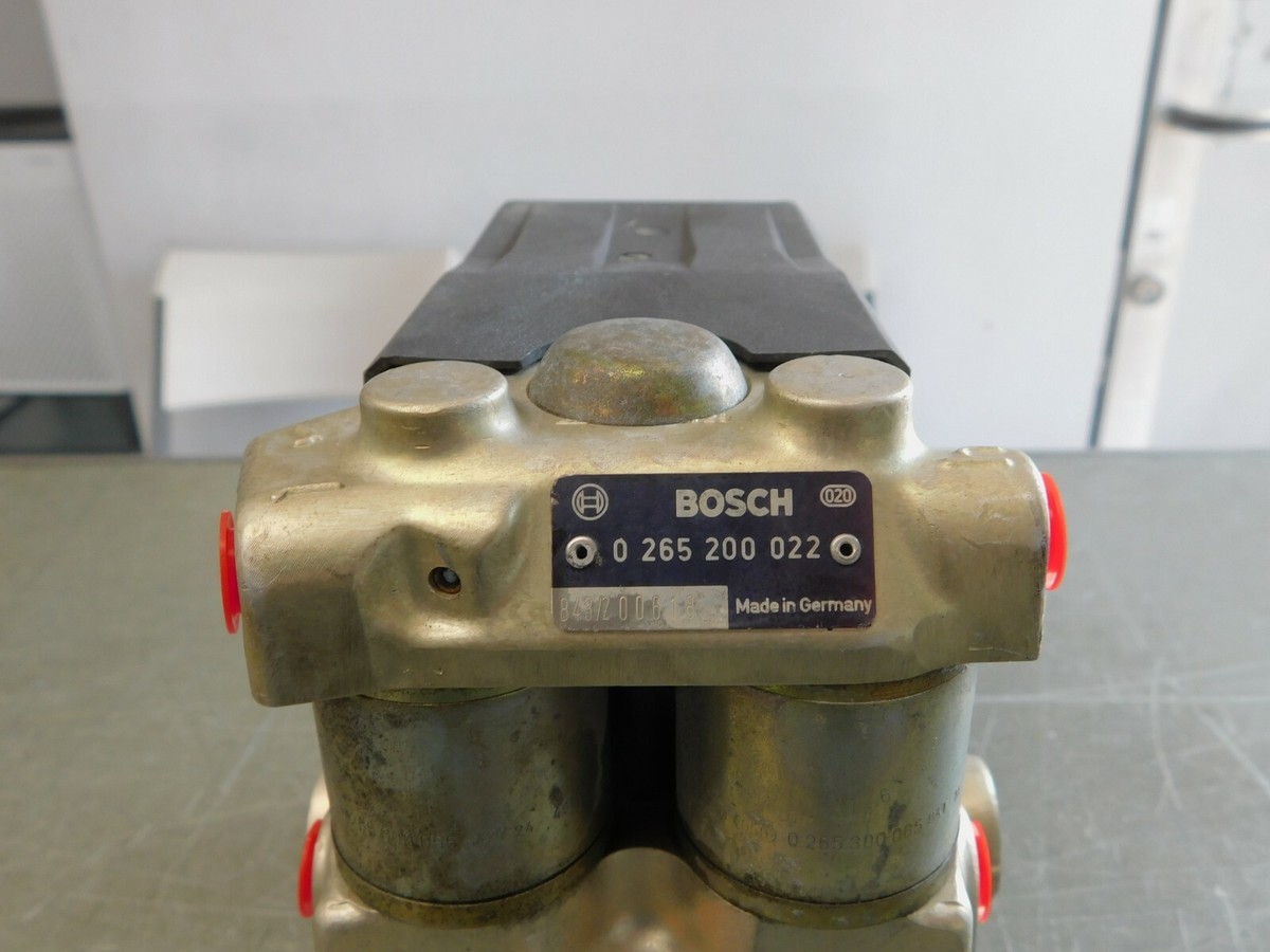 Jaguar XJ6 1988 1989 ABS Module Ride Level Modulator CAC8274E or