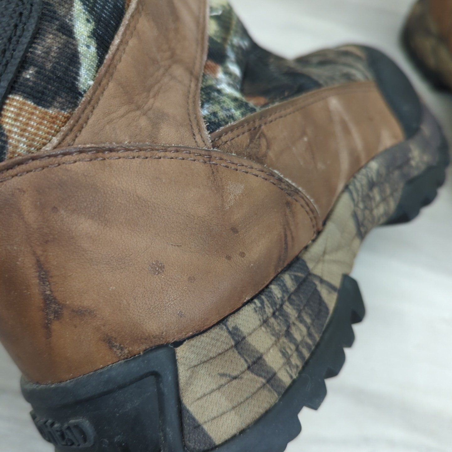 Red Head Bone Dry Waterproof Thinsulate Side Zip Knee Boot 16" 1200 Gram SZ 8.5