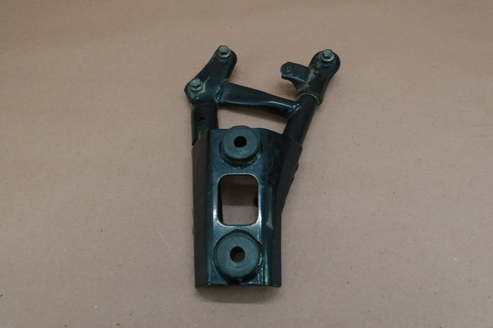 SUZUKI Intruder Volusia 800 VL800 2001-2004 SOPORTE DE MONTAJE SILENCIADOR ESCAPE Foto 4 de 4