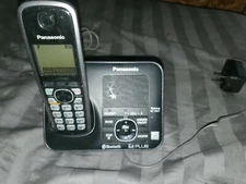 Panasonic KX-TG7621 (Handset KX-TGA 410) Bluetooth Cordless Phone System (E2)