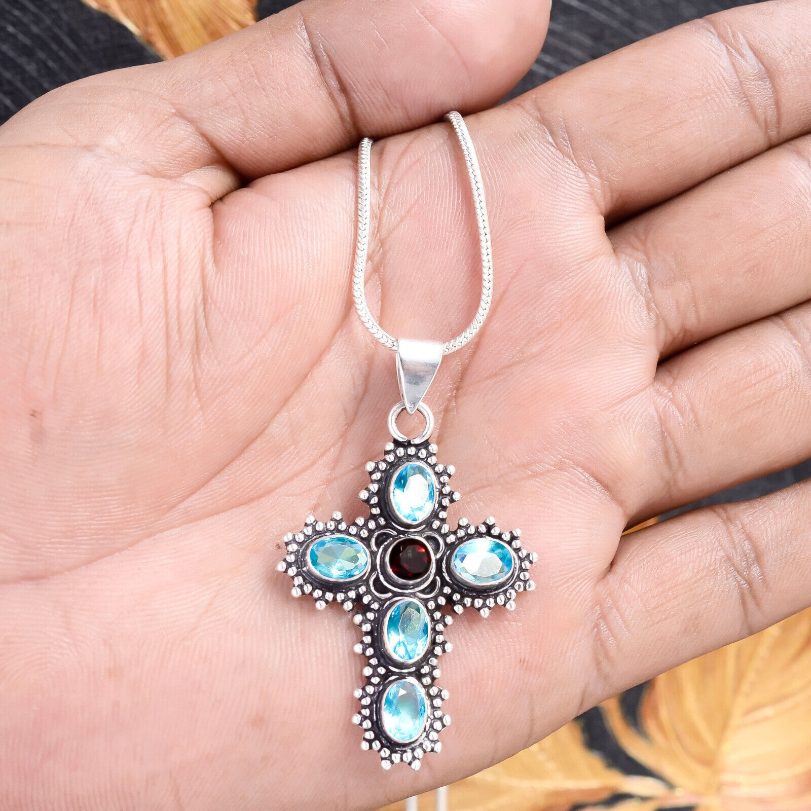 Pendentif en fossils en argent , très beau bijou en argent en provenance d'Inde