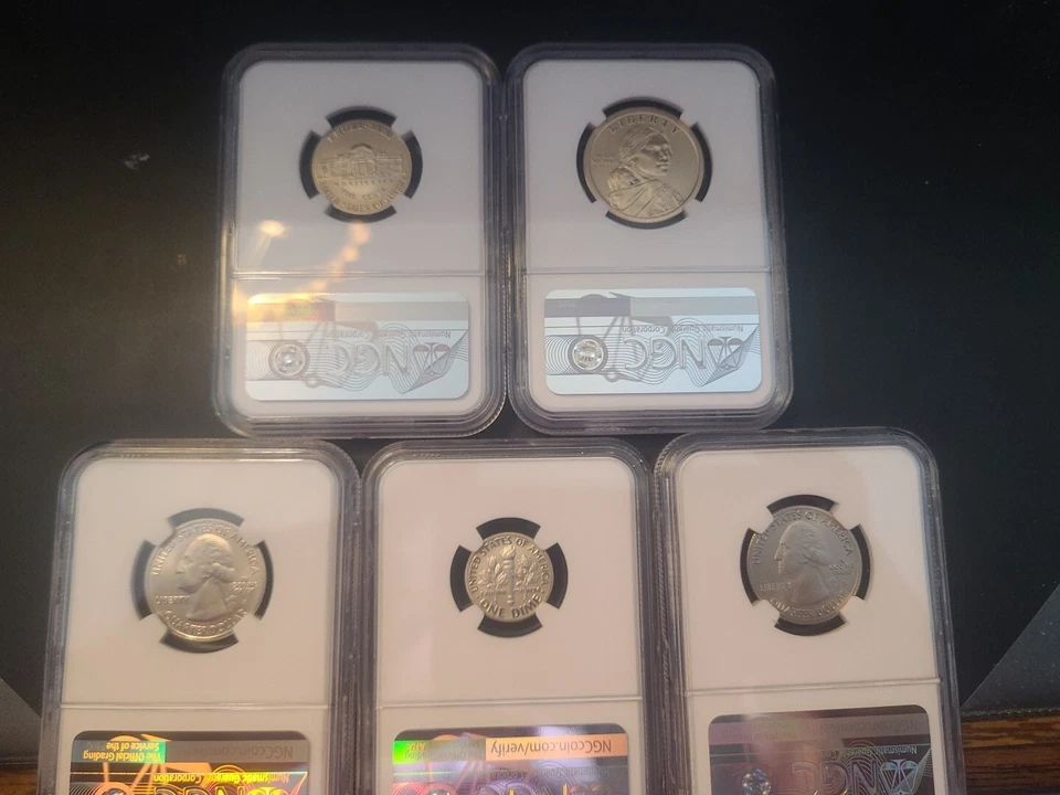 5 Slab Lot: 2017 S 225th Anniversary Enhanced Finish Early Release SP70 NGC  - Image 2 of 4