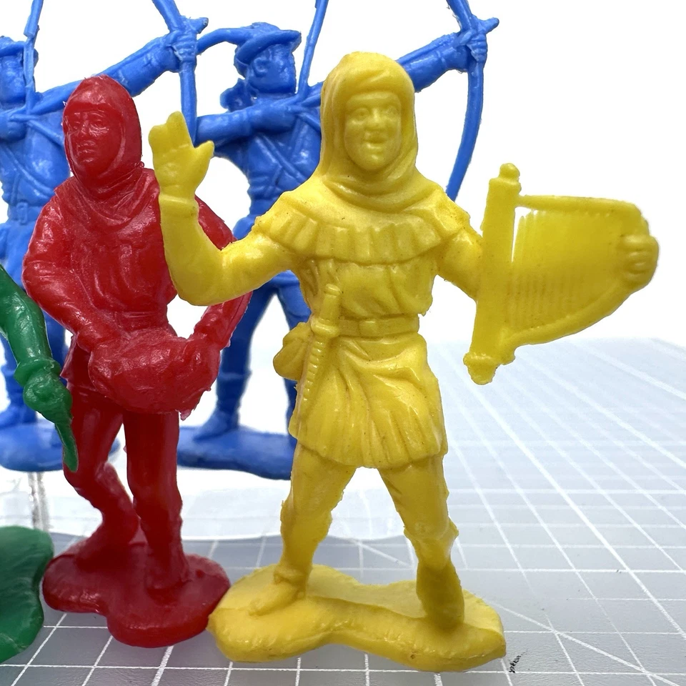 Louis Marx Re-fundido Sherwood Bosque Robin Hood Merrymen Figura Medieval Miniatura Foto 2 de 4