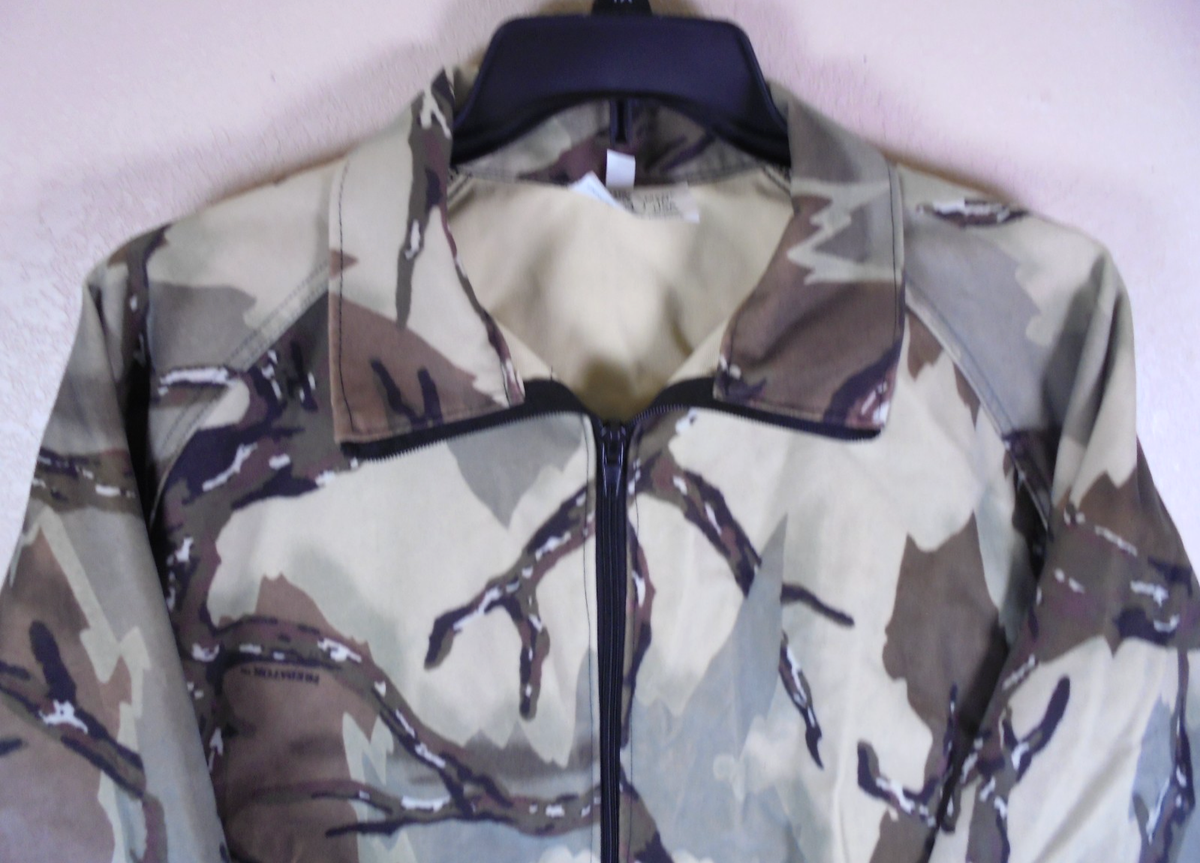 Vintage Predator Camouflage Jacket Mens Large Brown Camo Made USA 