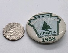Vintage 1958 US Forest Firefighter Service District 4 Pin Button
