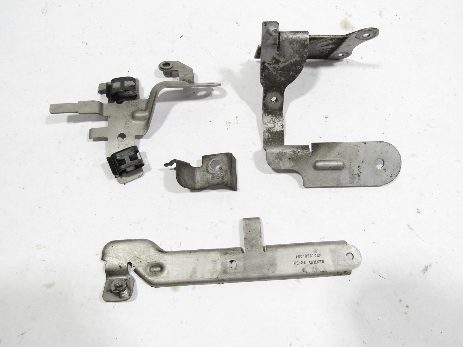 12-18 Bentley Continental GT W12 2015 6.0L Bracket Mount Support Set |:A