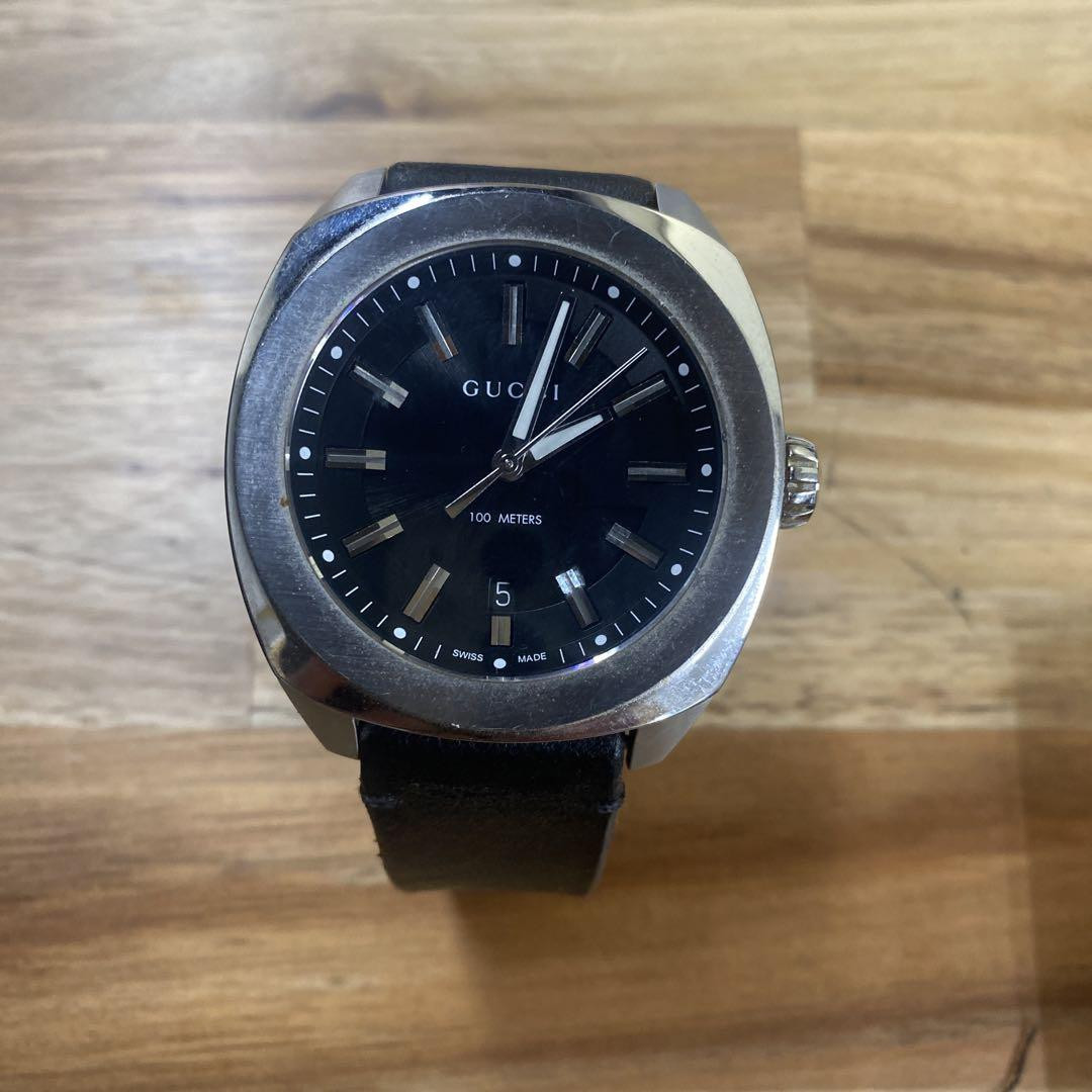 GUCCI Black Dial Watch Water Resistant to 160 Meters From GUCCI Black Dial Watch Water Resistant to 160 Meters From