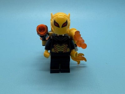 LEGO DC Firefly Minifigur Batman Flammenwerfer Jetpack Figur