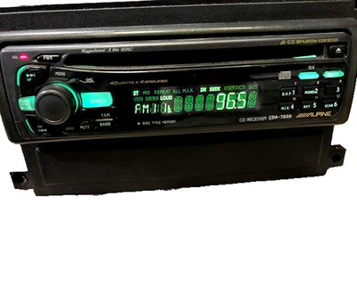 ALPINE CDA-7838 CAR AUDIO VG Condition STEREO IN DASH CD OLD