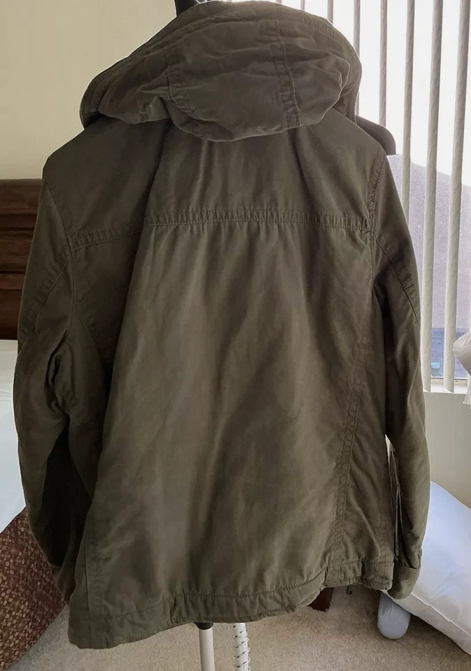 Jaqueta com capuz verde icônica vintage Y2K Abercrombie and Fitch - Imagem 4 de 4