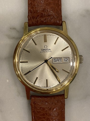 Vintage OMEGA cal 1020 17J Calendar Day 