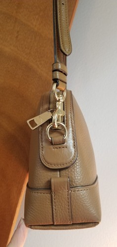 w/COA COACH #F76673 Pebbled Leather Dome Crossbody - Tan Color - Retail $298 - Picture 14 of 19