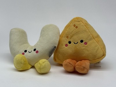 Hallmark Better Together Mac and Cheese Magnetic Plush Soft Toy Set