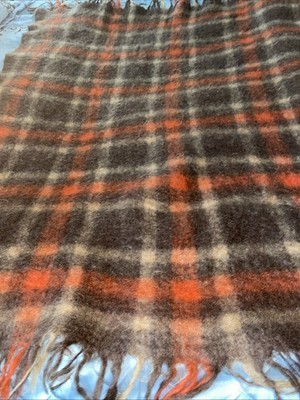 James Pringle HOLM Woolen Mills Iverness Scotland 52''x46 Fringed Wool Throw