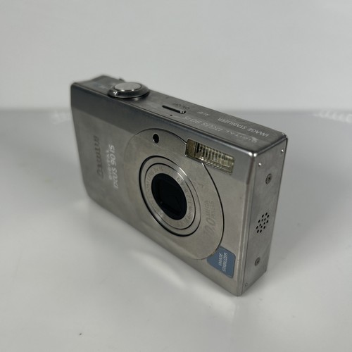Canon IXUS 90 IS Silver Digital Camera - WORKING - Picture 3 of 8