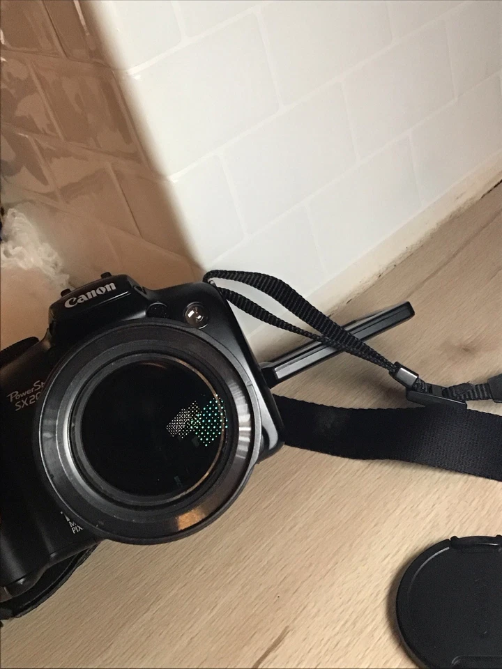 Canon PowerShot SX20 IS Digitalkamera 12 MP, 20 x opt Zoom Teildefekt - Display - Bild 3 von 4