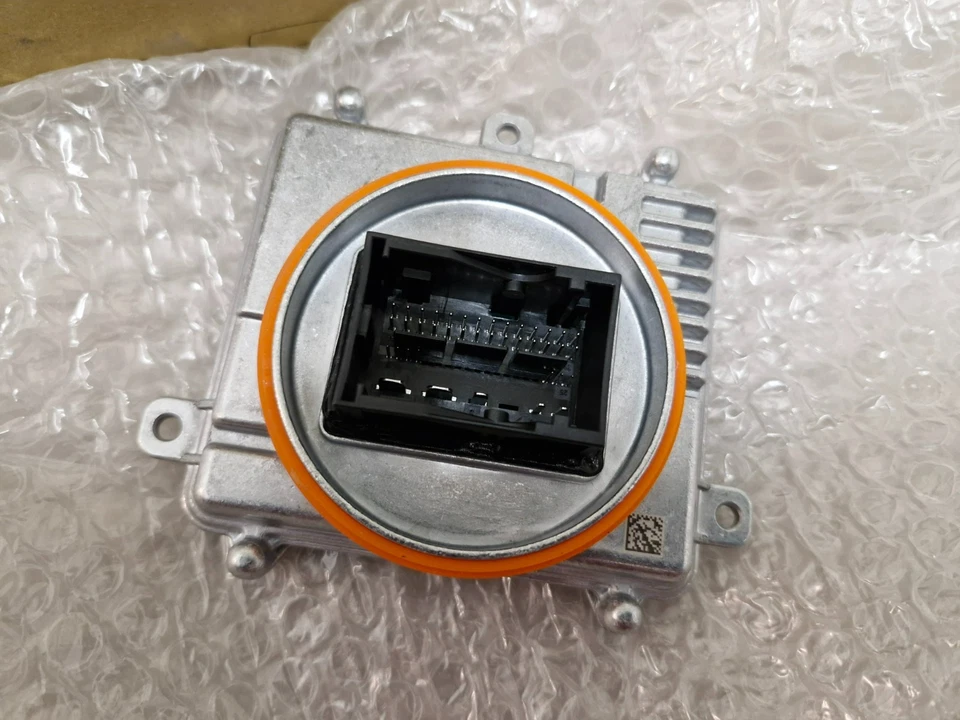 VW Golf Headlight Ballast Control Module Unit 992941571AE Audi 2020-on Genuine - Image 4 of 4
