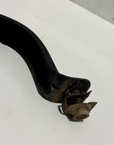 1992-1996 Ford F150 F250 F350 LOWER CENTER DRIVESHAFT BEARING MOUNT STRAP OEM - Picture 7 of 8