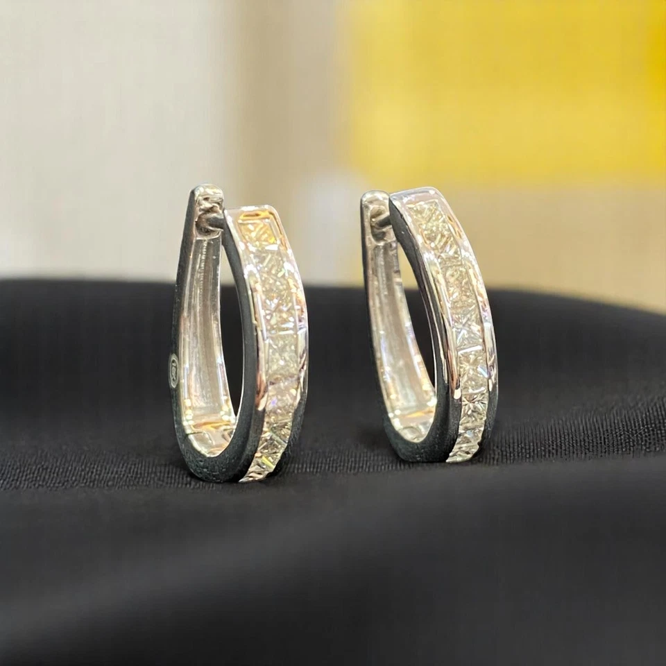 1.08 Carats Princess Shape Natural Diamonds Unisex Hoop Earrings 18K White Gold - Image 4 of 4