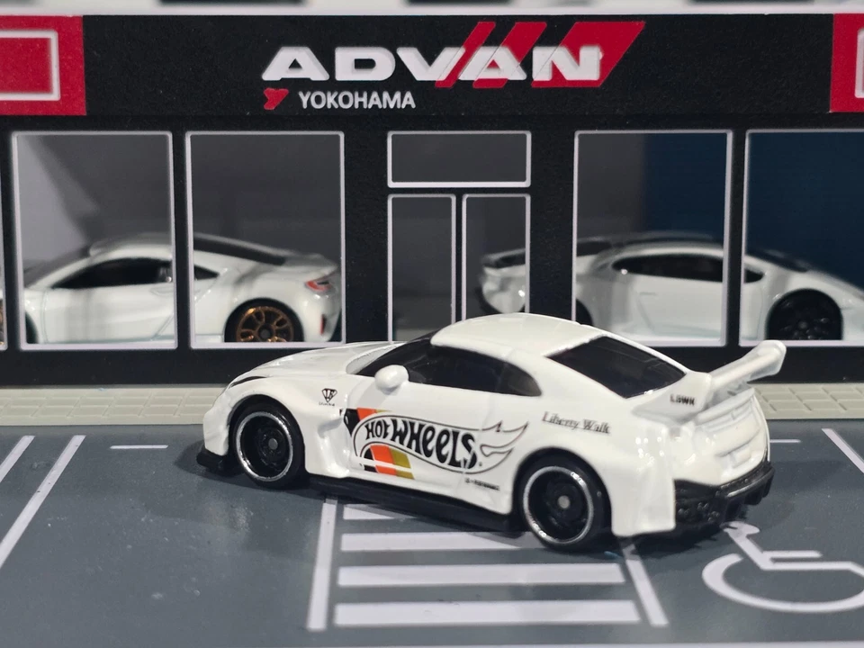 💎 2022 Hot Wheels suelto LB-SILHOUETTE FUNCIONA GT NISSAN 35GT-RR VER2 #154/250 Foto 4 de 4