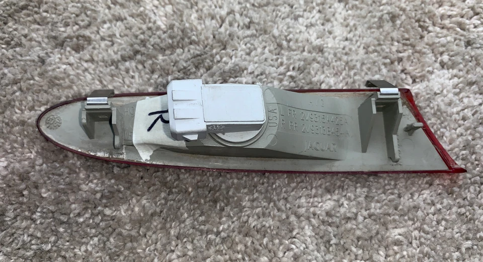 JAGUAR XJ8 XJR VANDEN PLAS SIDE MARKER LIGHT RH 2003-2007 OEM PASSENGER - Image 4 of 4