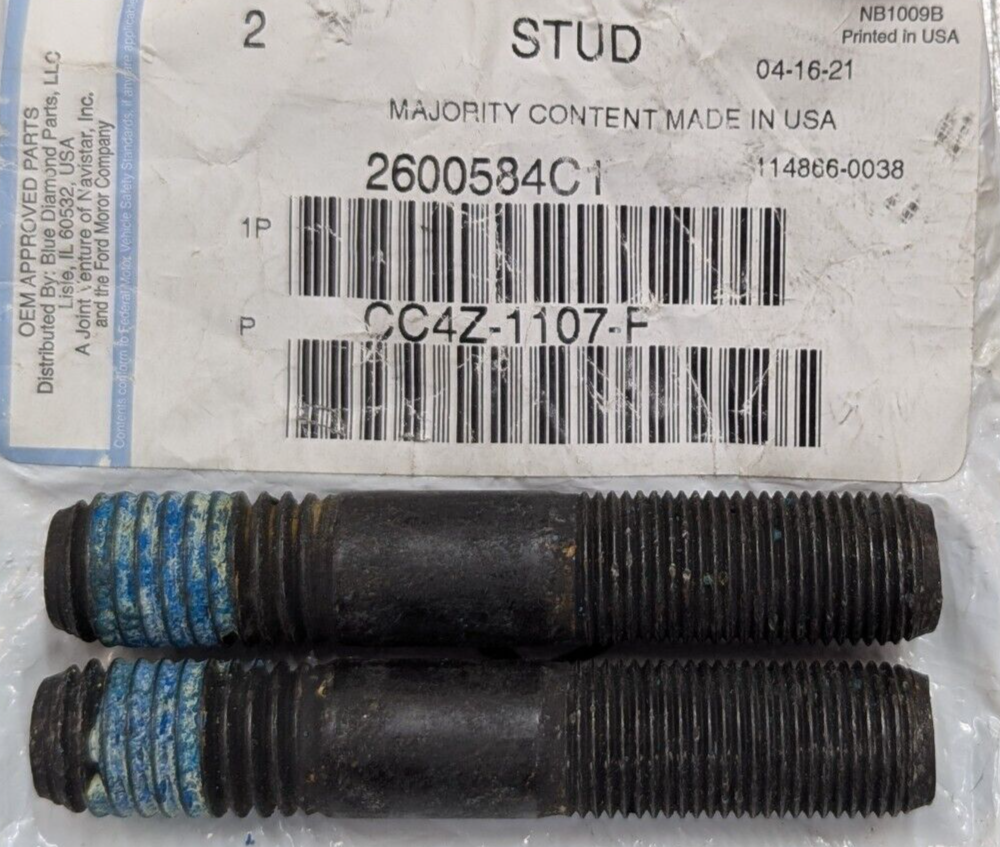 Pair of 2600584C1 International Truck 5/8 UNF UNC Axle Stud