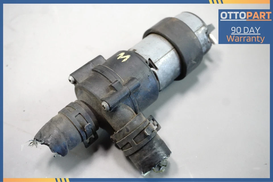 Bomba de agua auxiliar Mercedes W209 CLK550 CLK320 2006-2009 2038350064 OEM Foto 4 de 4